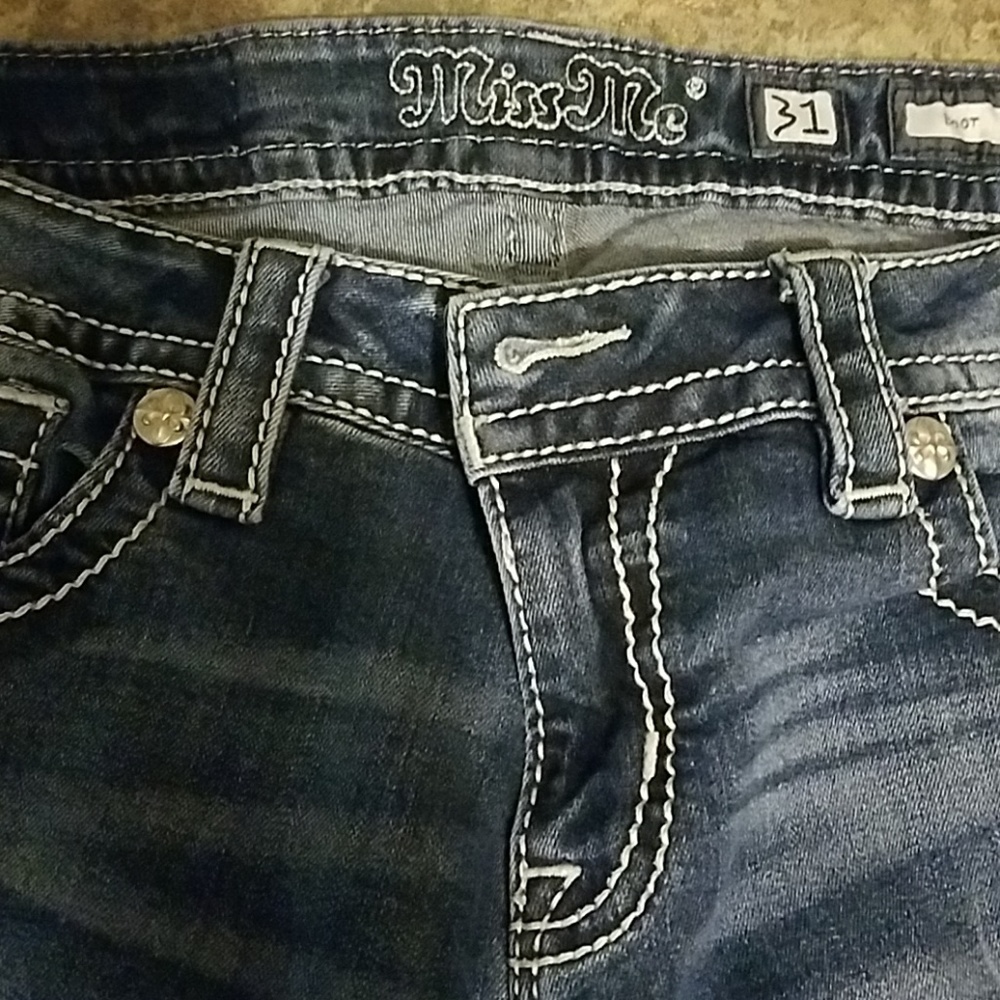 Women's jeans